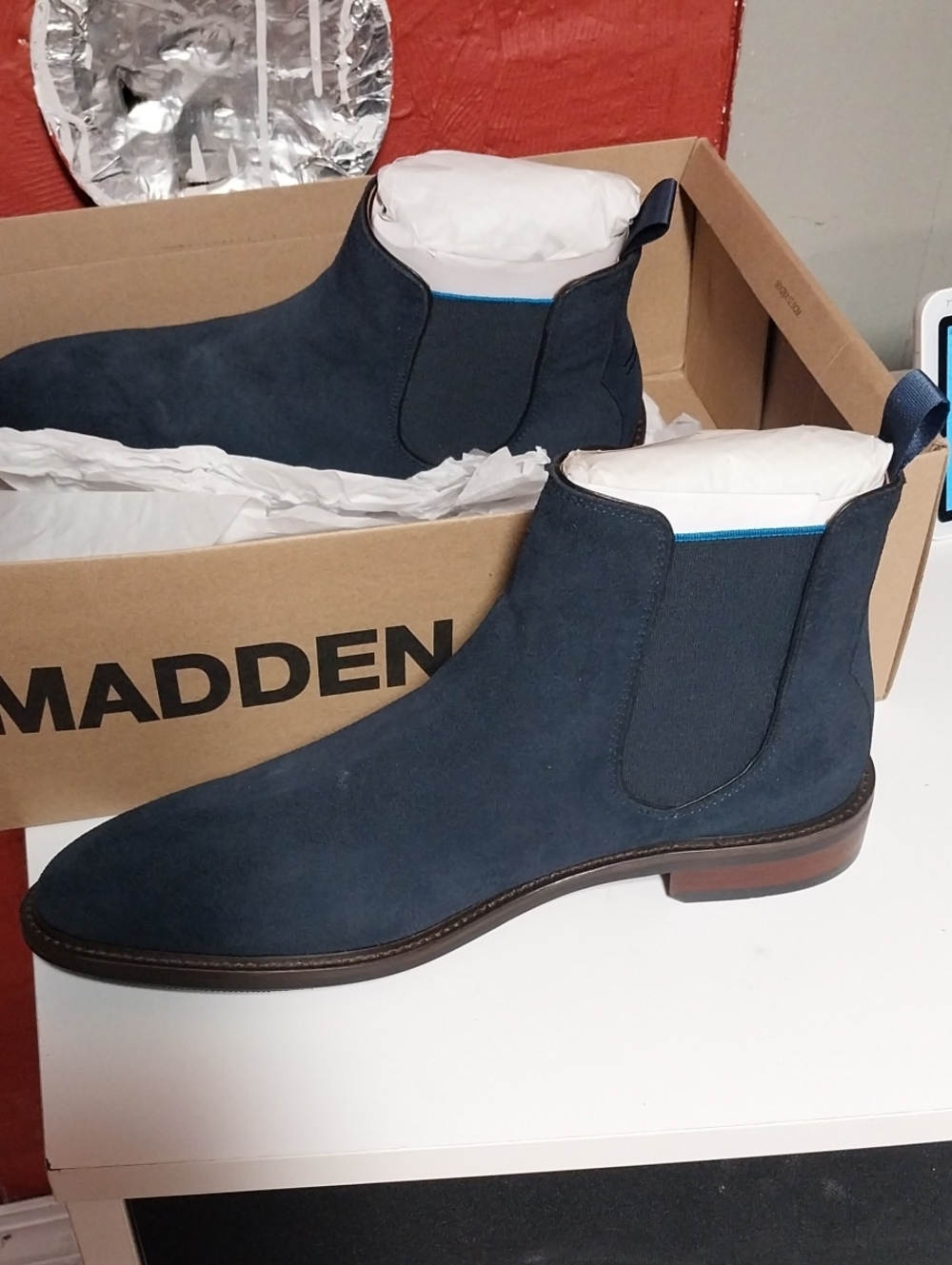 Steve Madden Men's Navy Suede Chukka Boots
